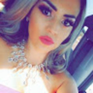 Meet your Posher, Iliana